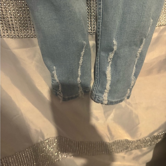 Hollister Low rise super skinny size 3 jeans *please read description - Picture 4 of 4